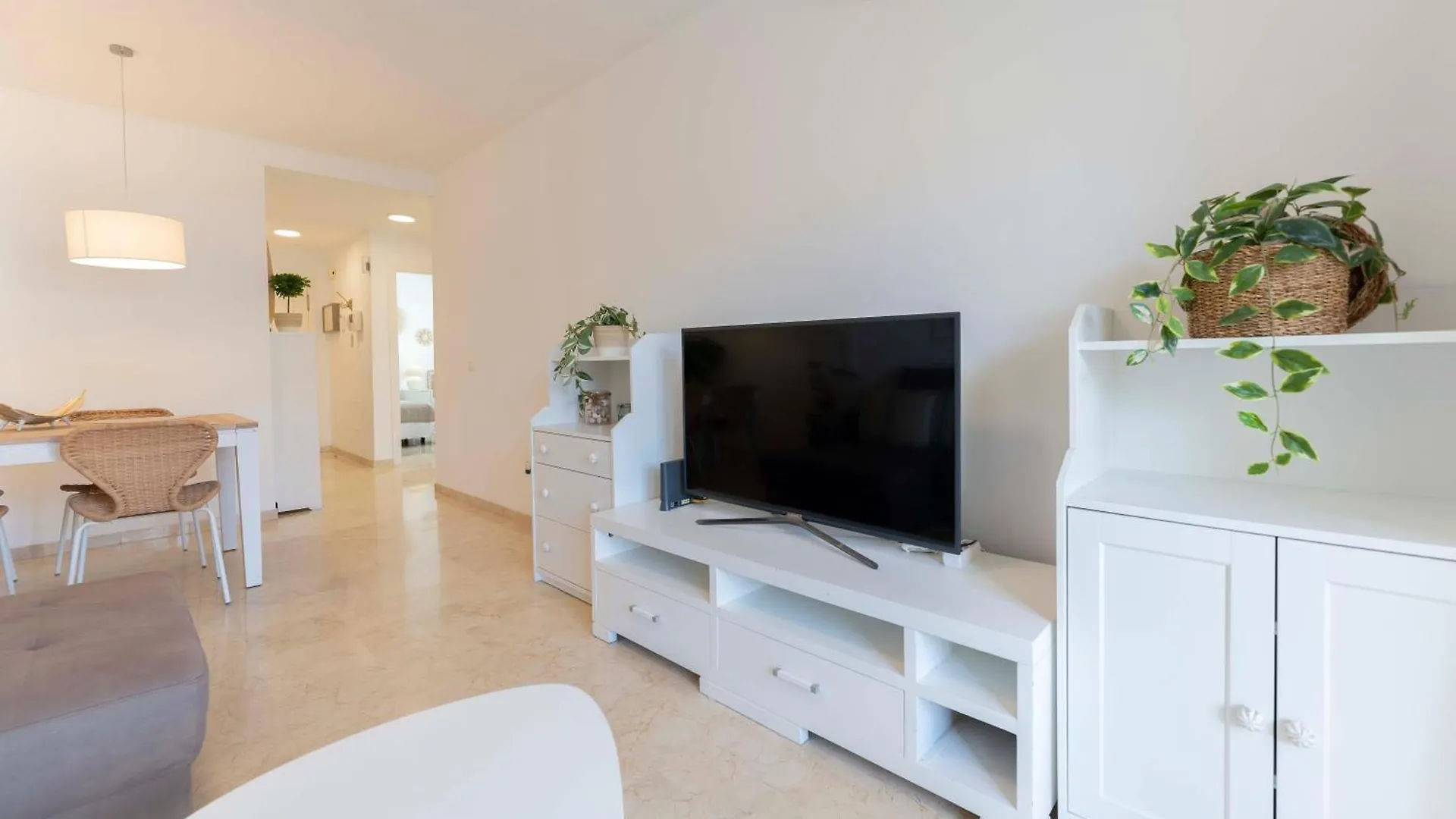 Apartmán Luma Ocean View Balcony Palm-mar