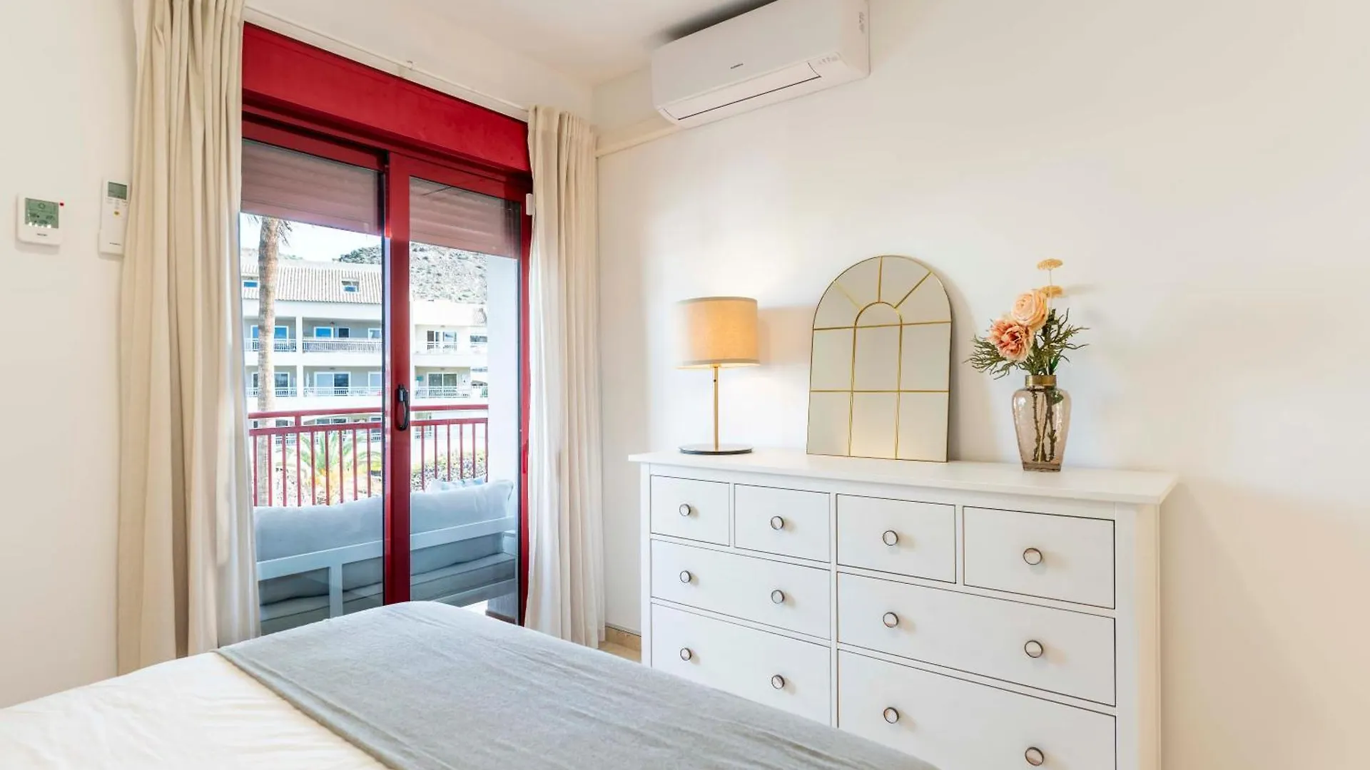 Apartmán Luma Ocean View Balcony Palm-mar
